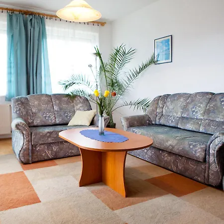 Διαμέρισμα Apartment Heviz 1 *