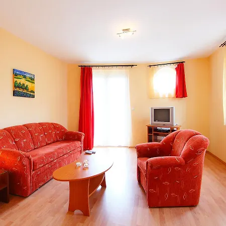 Διαμέρισμα Apartment Heviz 1